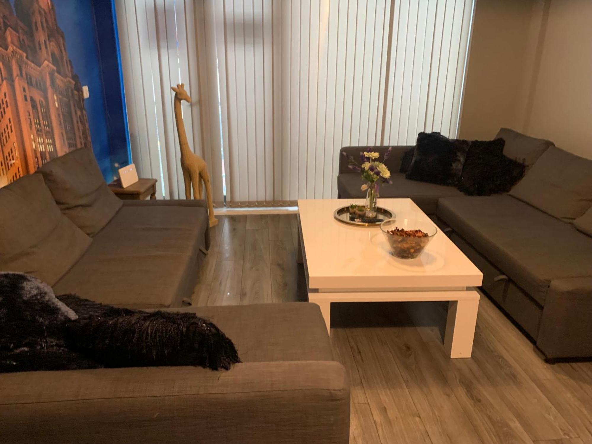 2 Bedroom Free Parking By Concert Square Sleeps 8 Liverpool Exterior photo